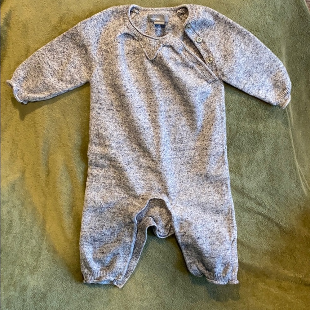 Gap warm, cozy romper. EUC.